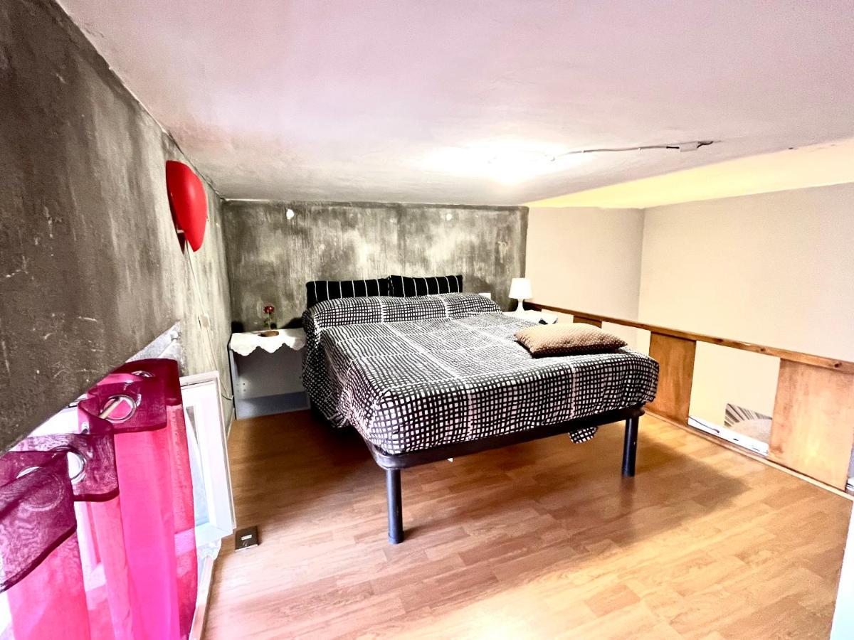 Romuhouse Economy Apartment Metro B Esterno foto